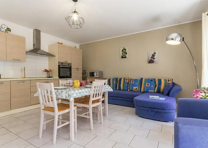 Maison Calme De Campagne Avec Jardin Clos, Jeux Pour Enfants Et Velos A Proximite De Chateaubriant - Fr-1-306-902